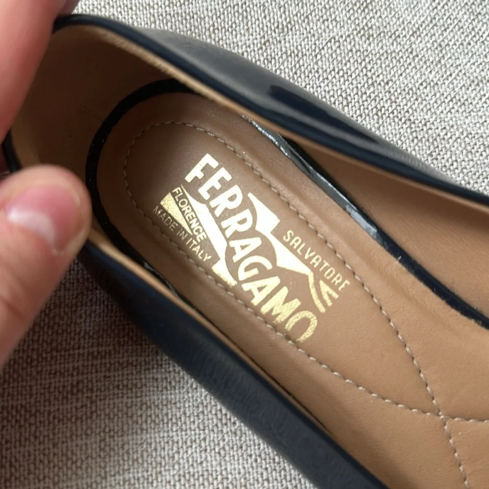 Salvatore Ferragamo Varina Patent Leather Ballet Flats in Navy - Picture 3 of 7